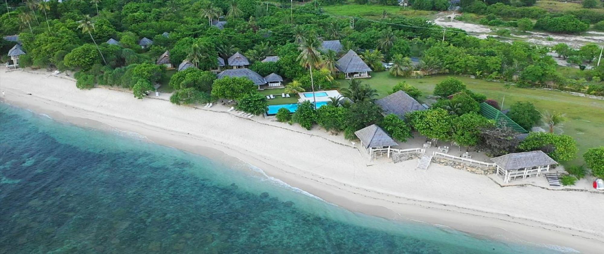Trikora Beach Club&Resort Teluk Bakau Exteriör bild