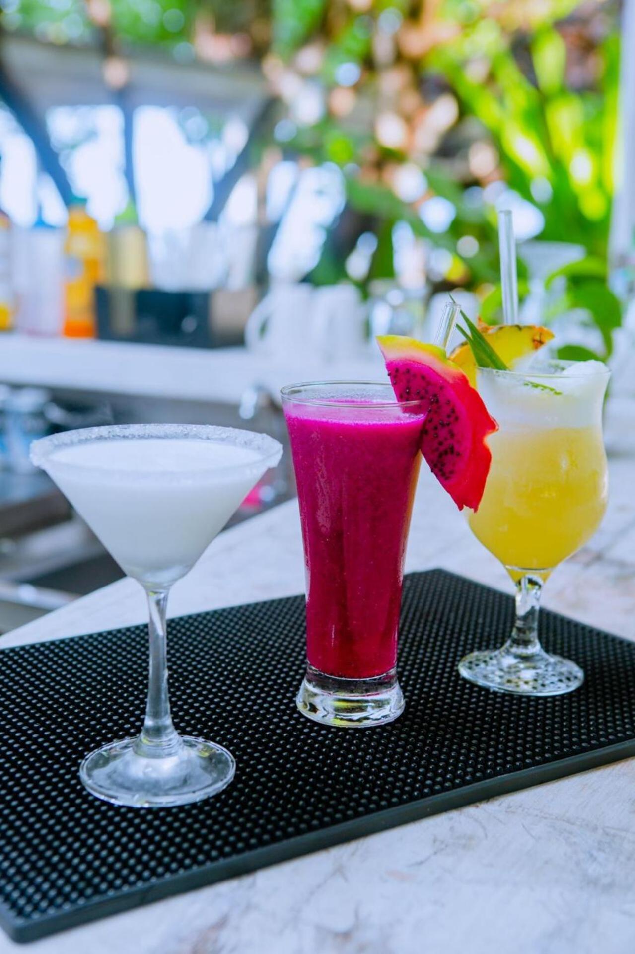 Trikora Beach Club&Resort Teluk Bakau Exteriör bild