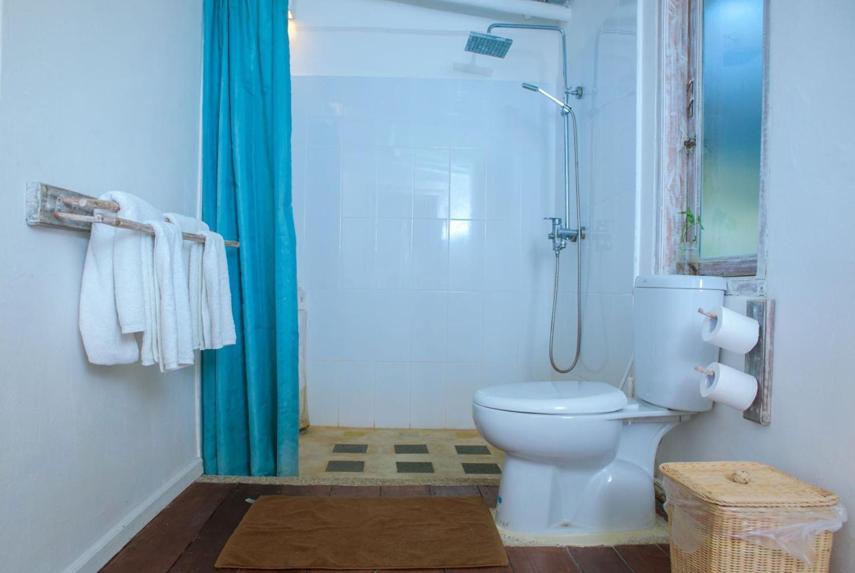 Trikora Beach Club&Resort Teluk Bakau Exteriör bild
