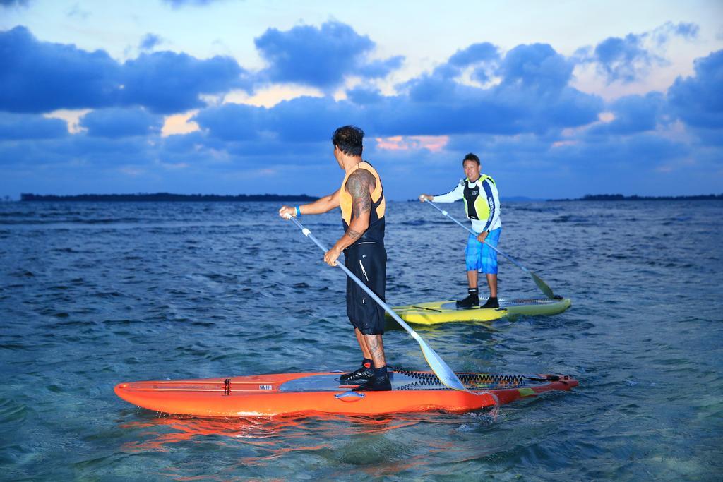Trikora Beach Club&Resort Teluk Bakau Exteriör bild
