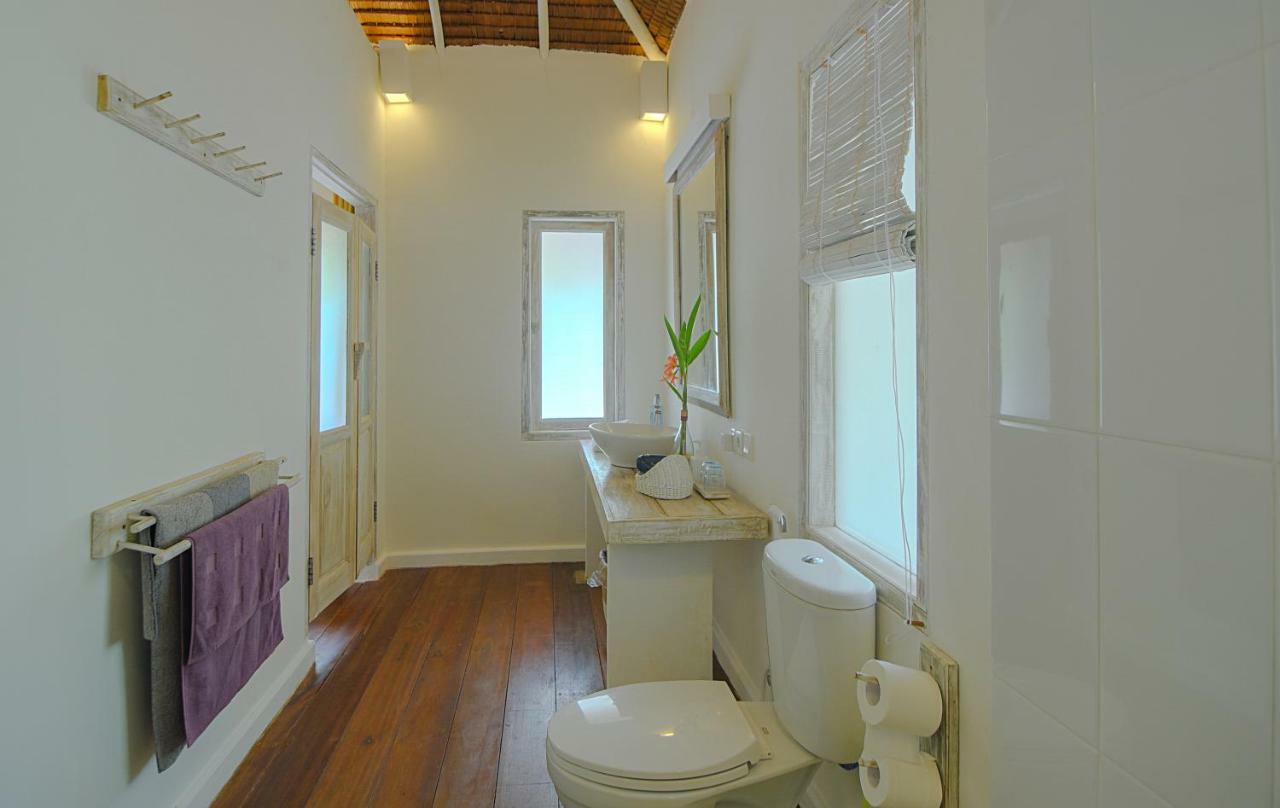 Trikora Beach Club&Resort Teluk Bakau Exteriör bild